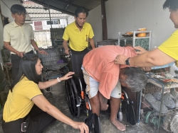 S__76275719_0.jpg - เทศบาลตำบลสันป่าตอง ลงพื้นที่มอบรถเข็น (Wheelchair) ในเขตพื้นที่เทศบาลตำบลสันป่าตอง | https://www.sanpatong.go.th