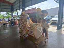 กองการศึกษาเทศบาลตำบลสันป่าตอง  ได้จัดทำโครงการโครงการอนุรักษ์ศิลปะล้านนา ส่งเสริมภูมิปัญญาท้องถิ่น ประจำปีงบประมาณ พ.ศ.2568 ภาพที่ 18 | https://www.sanpatong.go.th