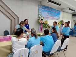 185349_0.jpg - กองการศึกษา เทศบาลตำบลสันป่าตอง ได้จัดโครงการแม่ตัวอย่างบุคคลต้นแบบ ประจำปีงบประมาณ2568 | https://www.sanpatong.go.th