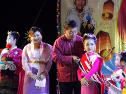 01122015_143129.JPG - โครงการประเพณีลอยกระทง ประจำปี 2558 | https://www.sanpatong.go.th