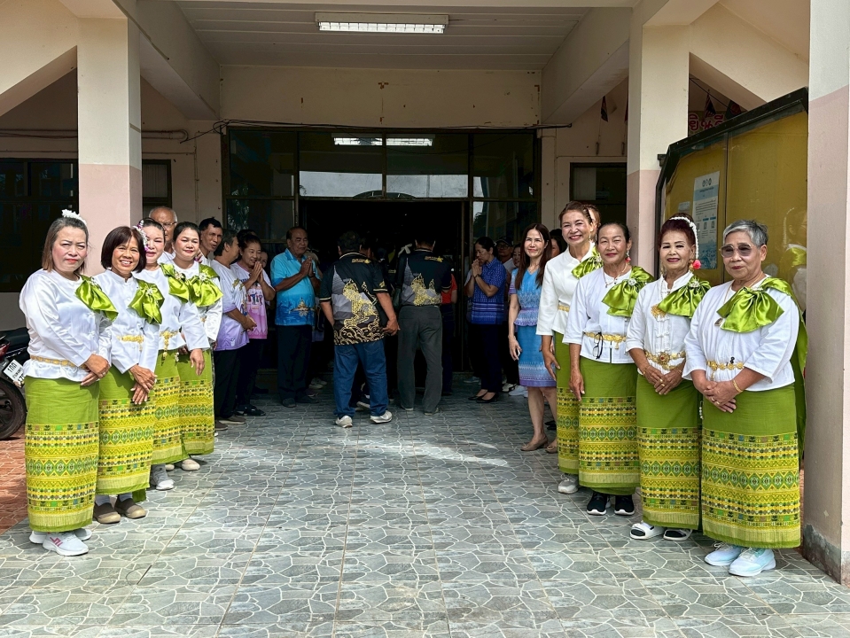 โครงการฝึกอบรมถ่ายทอดความรู้และทัศนศึกษาดูงานให้กับผู้นำชุมชน ประจำปี 2568 ภาพที่ 25 | https://www.sanpatong.go.th