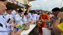 เทศบาลตำบลสันป่าตอง ได้ร่วมกิจกรรมเนื่องจาก วันคล้ายวันสวรรคต พระบาทสมเด็จพระบรมชนกาธิเบศร มหาภูมิพลอดุลยเดชมหาราช บรมนาถบพิตร ภาพที่ 3 | https://www.sanpatong.go.th