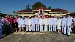 เทศบาลตำบลสันป่าตอง ได้ร่วมกิจกรรมเนื่องเนื่องในวันคล้ายวันสวรรคตของพระบาทสมเด็จพระจุลจอมเกล้าเจ้าอยู่หัว รัชกาลที่ 5 หรือ “วันปิยมหาราช” ประจำปี 2568  ภาพที่ 11 | https://www.sanpatong.go.th