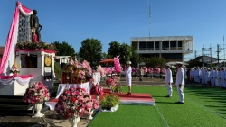 เทศบาลตำบลสันป่าตอง ได้ร่วมกิจกรรมเนื่องเนื่องในวันคล้ายวันสวรรคตของพระบาทสมเด็จพระจุลจอมเกล้าเจ้าอยู่หัว รัชกาลที่ 5 หรือ “วันปิยมหาราช” ประจำปี 2568  ภาพที่ 8 | https://www.sanpatong.go.th