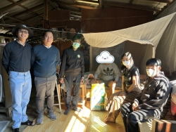 S__48472098_0.jpg - ลงพื้นที่มอบแพมเพิสและแผ่นรองซับ ให้กับคนพิการ (ติดเตียง) ในเขตเทศบาลตำบลสันป่าตอง | https://www.sanpatong.go.th