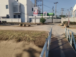 41453.jpg - กองช่าง ได้ดำเนินการซ่อมแซมไหล่ถนนชำรุด ทั้งนี้เพื่อความปลอดภัยของผู้ที่สัญจรไปมา | https://www.sanpatong.go.th