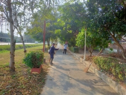 42872.jpg - เทศบาลตำบลสันป่าตอง พร้อมกับกองช่าง ได้ดูแลทำความสะอาดบริเวณสวนสาธารณะภายในเขตเทศบาลตำบลสันป่าตอง | https://www.sanpatong.go.th