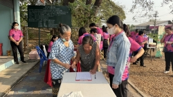 S__18243598.jpg - เทศบาลตำบลสันป่าตองได้เข้าร่วมประชุมประชาคมเพื่อทบทวนแผนพัฒนาท้องถิ่นระดับหมู่บ้าน ณ อาคารจามจุรี  | https://www.sanpatong.go.th