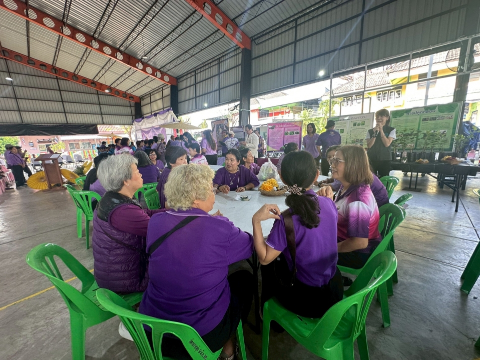 เทศบาลตำบลสันป่าตองได้ดำเนินการจัด โครงการอนุรักษ์พันธุกรรมพืชอันเนื่องมาจากพระราชดำริ สมเด็จพระกนิษฐาธิราชเจ้า กรมสมเด็จพระเทพรัตนราชสุดาฯ สยามบรมราชกุมารี ภาพที่ 30 | https://www.sanpatong.go.th