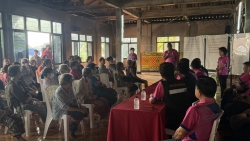 S__18808860.jpg - เทศบาลตำบลสันป่าตองได้เข้าร่วมประชุมประชาคมเพื่อทบทวนแผนพัฒนาท้องถิ่นระดับหมู่บ้าน บ้านป่าลาน | https://www.sanpatong.go.th