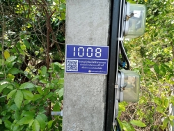 46695.jpg - เทศบาลตำบลสันป่าตองร่วมกับกองช่าง ได้ดำเนินการซ่อม แซมไฟหมู่บ้านสิริเชียงใหม่4จุด และซอย1หลังอำเภอ 1จุด | https://www.sanpatong.go.th