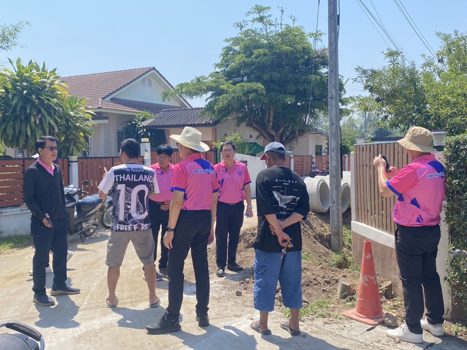 เทศบาลตำบลสันป่าตองได้เข้าร่วมประชุมประชาคมเพื่อทบทวนแผนพัฒนาท้องถิ่น พ.ศ 2566 - 2570 ระดับหมู่บ้าน บ้านสันป่าตองหลวง ภาพที่ 55 | https://www.sanpatong.go.th