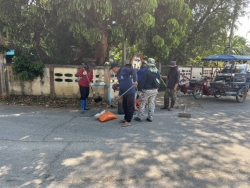 48187.jpg - เทศบาลตำบลสันป่าตองร่วมกับกองช่าง ได้ดำเนินการซ่อมแซมถนน บริเวณซอยข้างร้านจิตรช่าง หมู่ 1ต.ยุหว่า  | https://www.sanpatong.go.th