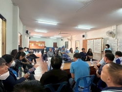 เทศบาลตำบลสันป่าตองได้เข้าร่วมประชุมประชาคมเพื่อทบทวนแผนพัฒนาท้องถิ่น พ.ศ 2566 - 2570 ระดับหมู่บ้าน บ้านกลาง ภาพที่ 2 | https://www.sanpatong.go.th
