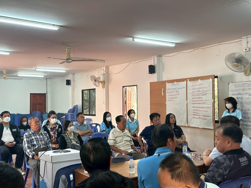 เทศบาลตำบลสันป่าตองได้เข้าร่วมประชุมประชาคมเพื่อทบทวนแผนพัฒนาท้องถิ่น พ.ศ 2566 - 2570 ระดับหมู่บ้าน บ้านกลาง ภาพที่ 3 | https://www.sanpatong.go.th