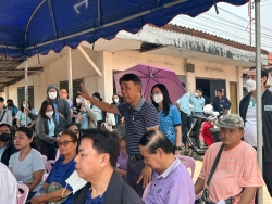 เทศบาลตำบลสันป่าตองได้เข้าร่วมประชุมประชาคมเพื่อทบทวนแผนพัฒนาท้องถิ่น พ.ศ 2566 - 2570 ระดับหมู่บ้าน บ้านสิริเชียงใหม่ ภาพที่ 1 | https://www.sanpatong.go.th