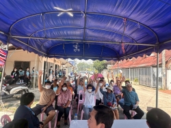 เทศบาลตำบลสันป่าตองได้เข้าร่วมประชุมประชาคมเพื่อทบทวนแผนพัฒนาท้องถิ่น พ.ศ 2566 - 2570 ระดับหมู่บ้าน บ้านสิริเชียงใหม่ ภาพที่ 4 | https://www.sanpatong.go.th