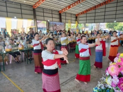 270618_0.jpg - โครงการสืบสานประเพณี วัฒนธรรมล้านนา สระเกล้าดำหัวผู้สูงอายุ ประจำปี 2569 | https://www.sanpatong.go.th