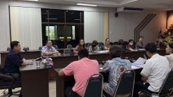 S__19922972.jpg - เทศบาลตำบลสันป่าตองได้เข้าร่วมการประชุมกับบริษัท Bedrock Analytics ได้ให้ความรู้เกี่ยวกับงานสารบรรณอิเล็กทรอนิกส์ แพลตฟอร์มที่เพิ่มรายได้ในท้องถิ่น  | https://www.sanpatong.go.th