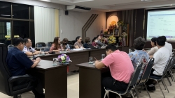 S__19922976.jpg - เทศบาลตำบลสันป่าตองได้เข้าร่วมการประชุมกับบริษัท Bedrock Analytics ได้ให้ความรู้เกี่ยวกับงานสารบรรณอิเล็กทรอนิกส์ แพลตฟอร์มที่เพิ่มรายได้ในท้องถิ่น  | https://www.sanpatong.go.th