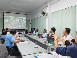 75784.jpg - นายบุญญาณุภาพ  ภูธรใจ รองนายกเทศมนตรีตำบลสันป่าตอง พร้อมด้วย เลขานุการนายก และสมาชิกสภาได้เข้าร่วม การประชุมหารือ เพื่อติดตามผลการดำเนินงาน และร่วมกันวางแนวทางแก้ไขปัญหาความเดือดร้อนของประชาชนในพื้นที่ | https://www.sanpatong.go.th