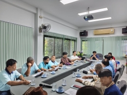 75799.jpg - นายบุญญาณุภาพ  ภูธรใจ รองนายกเทศมนตรีตำบลสันป่าตอง พร้อมด้วย เลขานุการนายก และสมาชิกสภาได้เข้าร่วม การประชุมหารือ เพื่อติดตามผลการดำเนินงาน และร่วมกันวางแนวทางแก้ไขปัญหาความเดือดร้อนของประชาชนในพื้นที่ | https://www.sanpatong.go.th