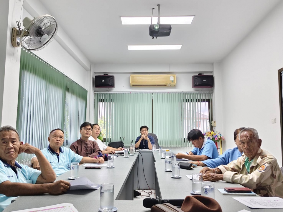 นายบุญญาณุภาพ  ภูธรใจ รองนายกเทศมนตรีตำบลสันป่าตอง พร้อมด้วย เลขานุการนายก และสมาชิกสภาได้เข้าร่วม การประชุมหารือ เพื่อติดตามผลการดำเนินงาน และร่วมกันวางแนวทางแก้ไขปัญหาความเดือดร้อนของประชาชนในพื้นที่ ภาพที่ 7 | https://www.sanpatong.go.th