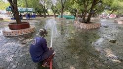 S__32153629.jpg - เทศบาลตำบลสันป่าตอง ร่วมกับ งานป้องกันและบรรเทาสาธารณภัย สำนักปลัดเทศบาล รับแจ้งหนังสือขอความอนุเคราะห์สนับสนุนรถบรรทุกน้ำฉีดล้างบริเวณลานในวัดป่าเจริญธรรม  | https://www.sanpatong.go.th