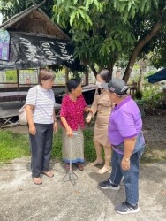 S__59613209.jpg - ลงพื้นที่พร้อมกับเจ้าหน้าที่จากกรมส่งเสริมและพัฒนาคุณภาพชีวิตคนพิการ (พ.ก.) มอบไม้เท้าสามขา | https://www.sanpatong.go.th