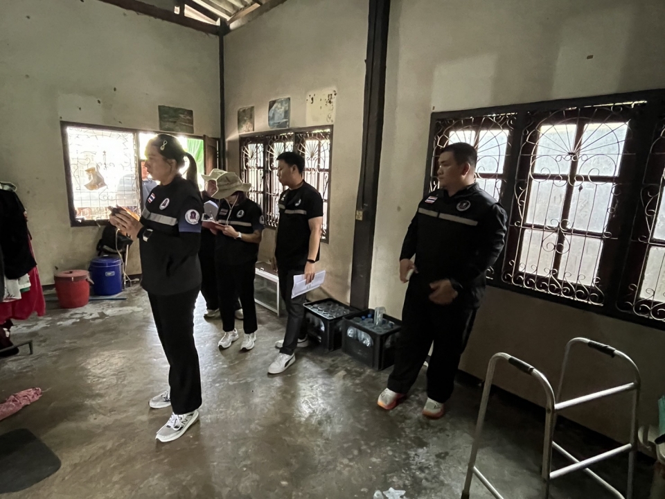 ลงพื้นที่สำรวจและเก็บข้อมูลเพื่อช่วยเหลือในการปรับปรุงสภาพแวดล้อมและสิ่งอำนวยความสะดวกแก่คนพิการและผู้สูงอายุ ภาพที่ 8 | https://www.sanpatong.go.th