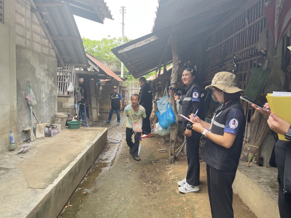 ลงพื้นที่สำรวจและเก็บข้อมูลเพื่อช่วยเหลือในการปรับปรุงสภาพแวดล้อมและสิ่งอำนวยความสะดวกแก่คนพิการและผู้สูงอายุ ภาพที่ 9 | https://www.sanpatong.go.th