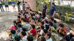 S__32546863.jpg - เทศบาลตำบลสันป่าตอง ร่วมกับงานป้องกันและบรรเทาสาธารณภัย สำนักปลัดเทศบาล จัดกิจกรรม “การเสริมสร้างความปลอดภัยในสถานศึกษาและการซักซ้อมการปฏิบัติตามแผนเผชิญเหตุของสถานศึกษา”ให้กับคณะครู บุคลากร และเด็กนักเรียน | https://www.sanpatong.go.th