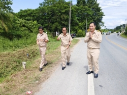 152741.jpg - เทศบาลตำบลสันป่าตอง ได้ลงพื้นที่ปฏิบัติงาน เชิงรุกเพื่อบำบัดทุกข์บำรุงสุขให้แก่พี่น้องประชาชน ในพื้นที่ อย่างเร่งด่วนของหมู่บ้านช่างกระดาษ | https://www.sanpatong.go.th
