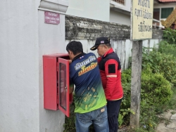 S__32751662.jpg - เทศบาลตำบลสันป่าตอง ร่วมกับ งานป้องกันและบรรเทาสาธารณภัย สำนักปลัดเทศบาล ภารกิจ : ตรวจเช็คถังดับเพลิง พร้อมเปลี่ยนถังที่ชำรุด และบรรจุถังใหม่ให้พร้อมใช้งานเมื่อหากเกิดมีภัยอันตราย | https://www.sanpatong.go.th